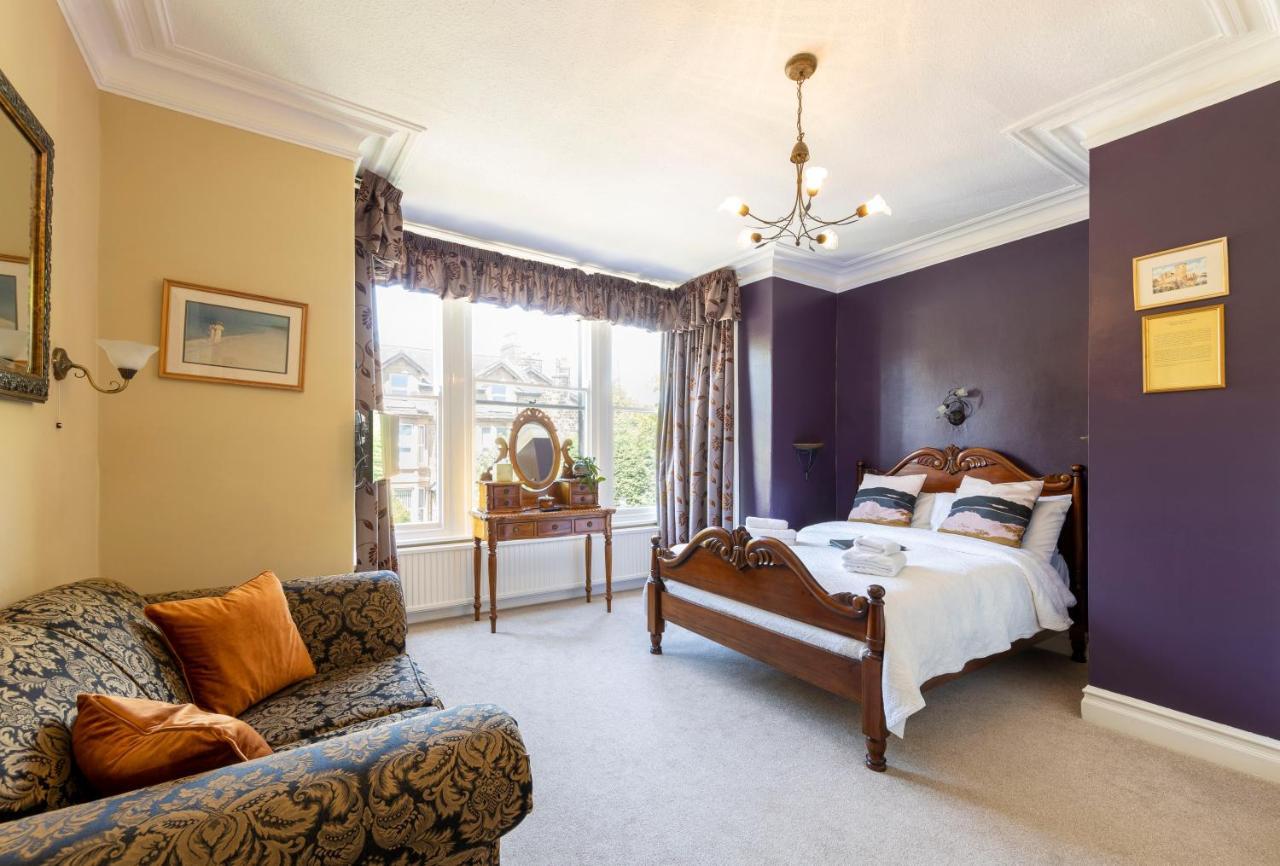 Wynnstay House 해러게이트 외부 사진