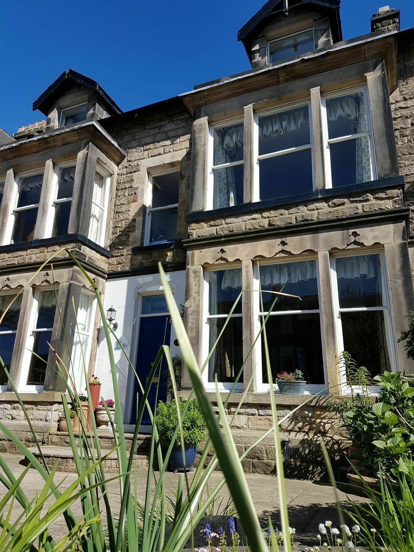 Wynnstay House 해러게이트 외부 사진